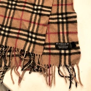 Burberry wool scarf (vintage)